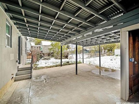 3rd image of 447 Parkway Ave