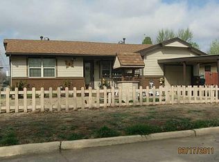 1629 Symphony Ln, Midwest City, OK 73130