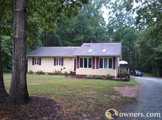 7228 Racine Rd, Pleasant Garden, NC 27313