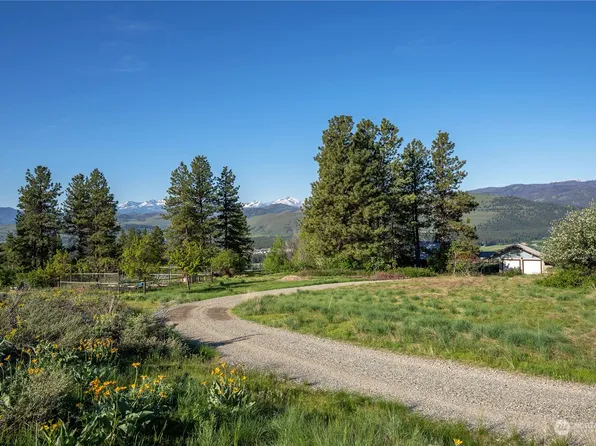 10 Little Colt Lane, Winthrop, WA 98862