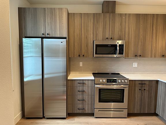 2nd image of 7006 SE Duke St Unit A