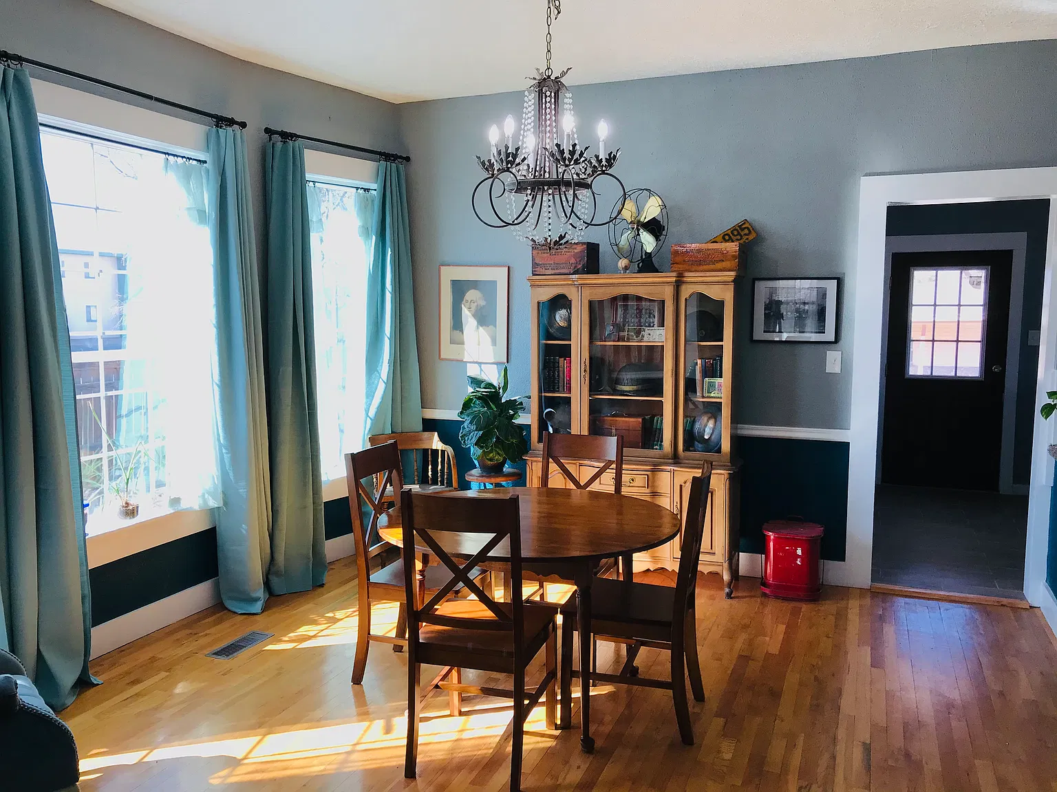 3 bed, 1660 sqft, $3,300 — Photo 3