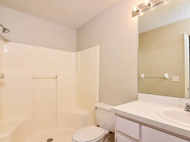 4328 Venice Dr — Photo 15