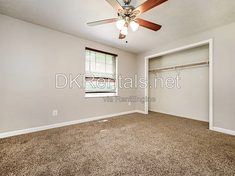 5728 Salem Rd — Photo 10