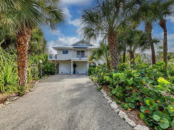 2nd image of 150 Kettle Harbor Dr