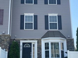 1918 Lennox Dr UNIT 213, Eldersburg, MD 21784