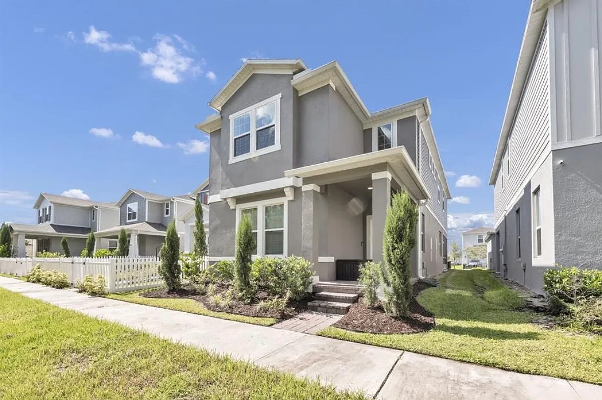 640 Bayern Ln — Photo 1