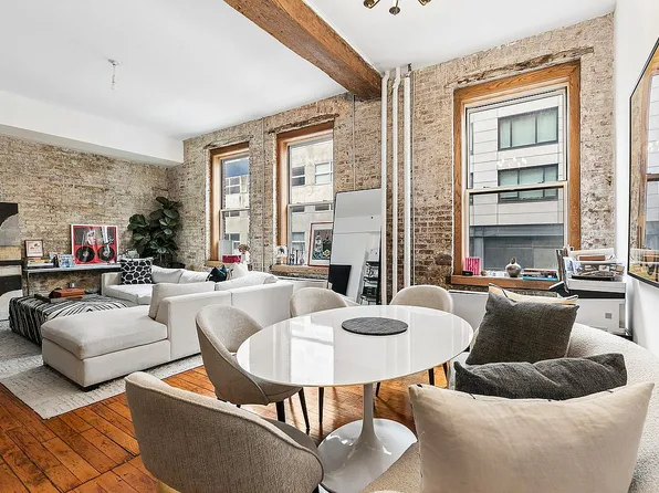 85 N 3rd St APT 214, Brooklyn, NY 11249