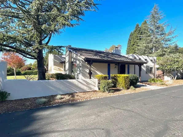 227 Candlelight Drive, Santa Rosa, CA 95403