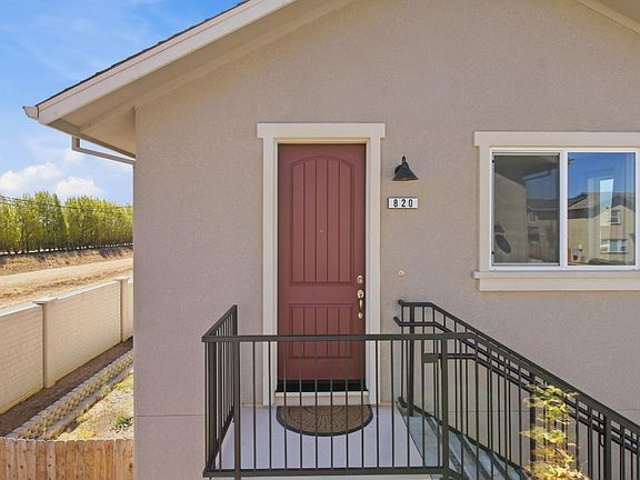 3rd image of 820 Vasquez Dr