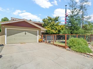 2544 Clearlake Way, Sacramento, CA 95826