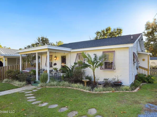 114 Central Ave, Long Beach, MS 39560