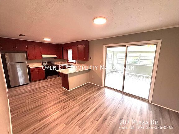 2nd image of 207 Plaza Dr