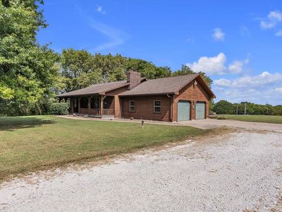 3109 SW Lane Rd, Saint Joseph, MO, 64504