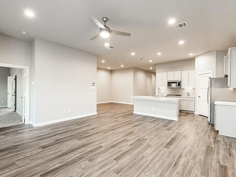 22806 Theodoli Dr — Photo 9