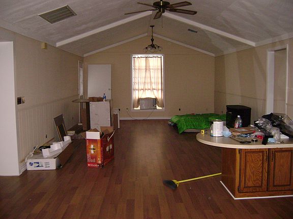 5th image of 1108 W Vinita Ave