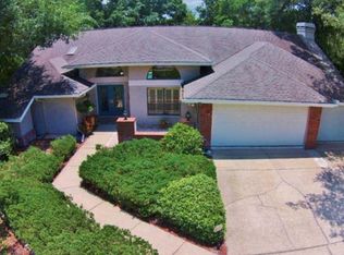 10110 Highcrest Ln, New Port Richey, FL 34654