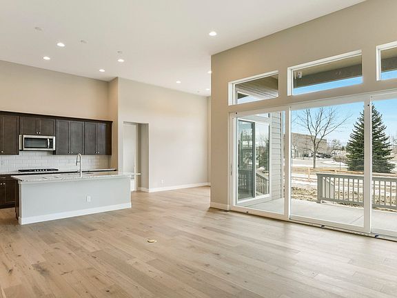 4th image of 1099 Marfell St