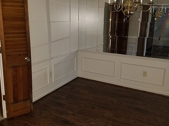 4th image of 3809 Wind Valley Dr