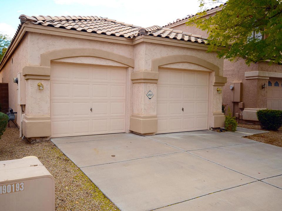 1st image of 1327 W Wahalla Ln