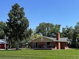 1630 Avenue X, Sterling, KS 67579