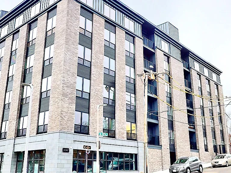 40 B St #404 — Photo 9