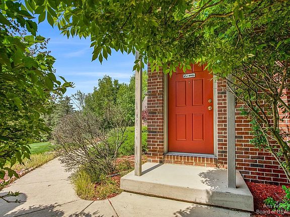 5th image of 5414 Waldenhill Ct