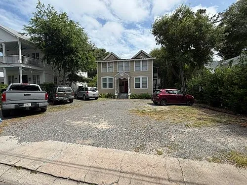 25 Desoto Pl #4 Photo 1 25 Desoto Pl #4 Photo 1