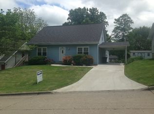 1808 Margaret St, Cape Girardeau, MO 63701