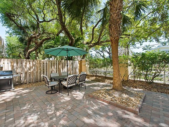 4th image of 531 SW 18th Avenue #45