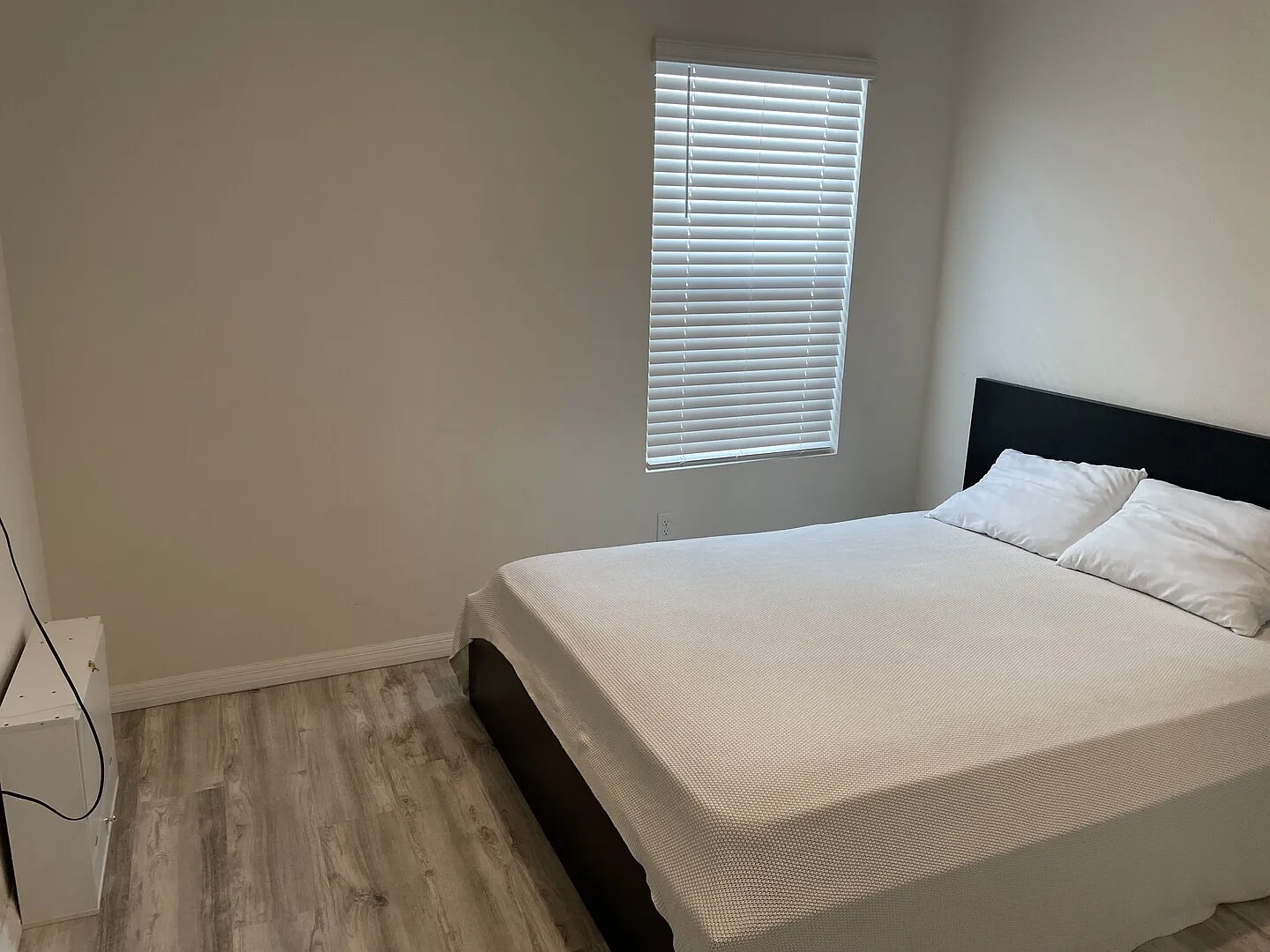 Modern 4-Bedroom Smart Home Near Disney Resort-Style Amenities — Photo 4