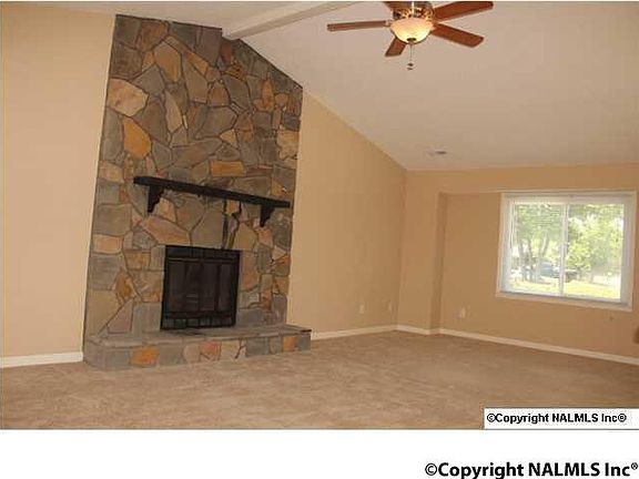 3rd image of 1019 Kinsey Dr SE