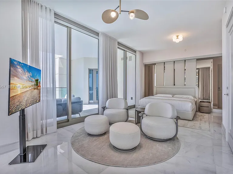 17901 Collins Ave #2404 — Photo 33