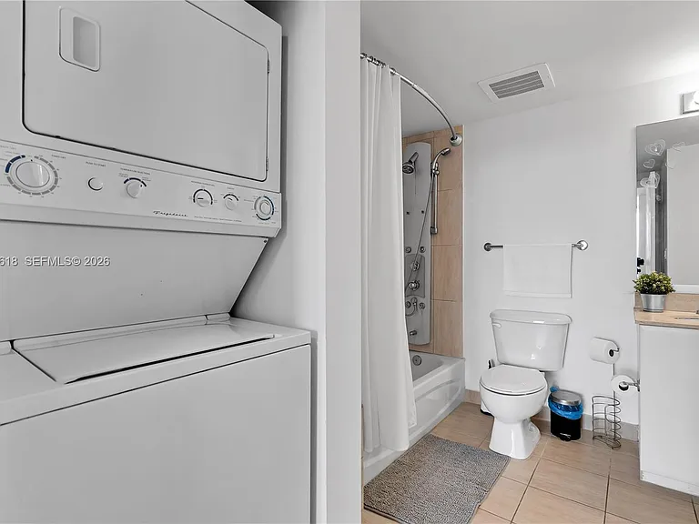 1750 N Bayshore Dr #5310 — Photo 23