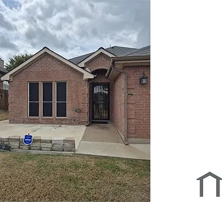 5943 Woodoak Dr