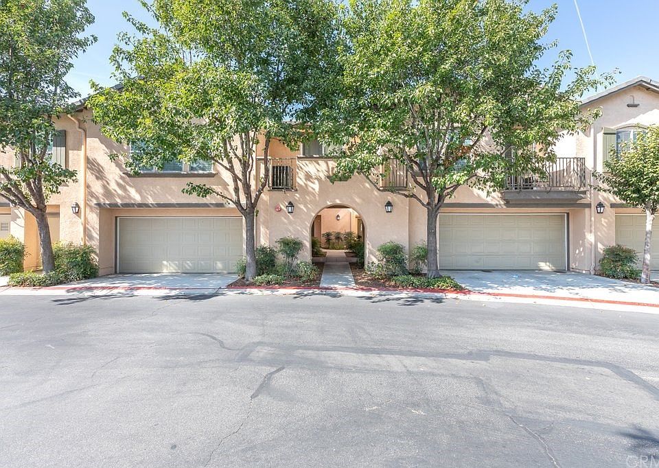 1st image of 36313 Cinzia Ln