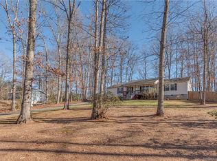534 Gilreath Loop Rd #2B, Mills River, NC 28759