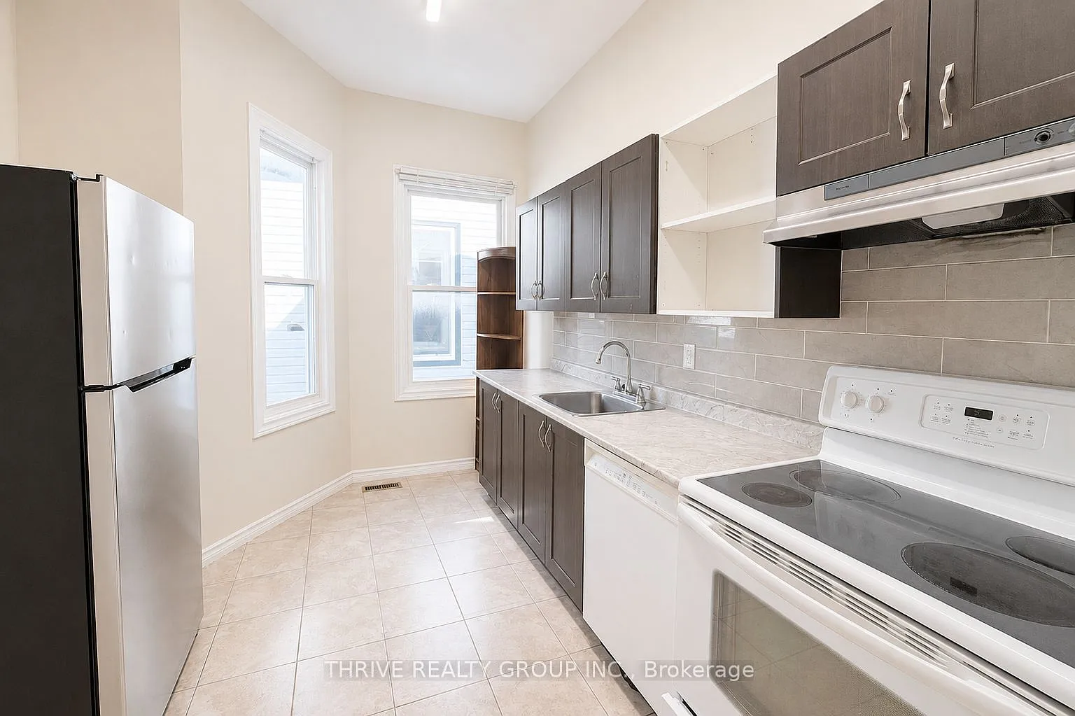 2 bed, $1,550 — Photo 3