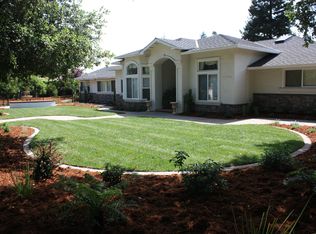 12930 Pierce Rd, Saratoga, CA 95070