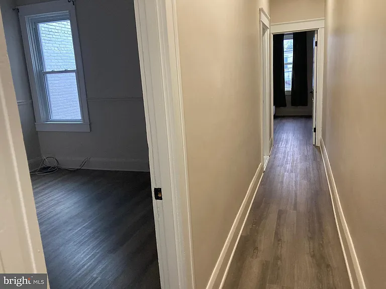 3027 Shannon Dr — Photo 25