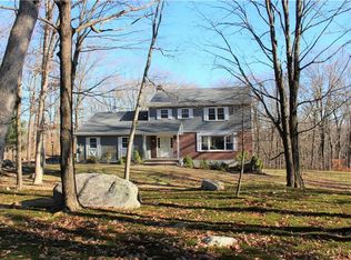 1 Kitchawan Rd, Pound Ridge, NY 10576