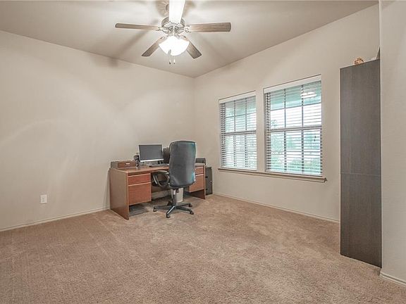 5th image of 1401 Villa Paloma Blvd