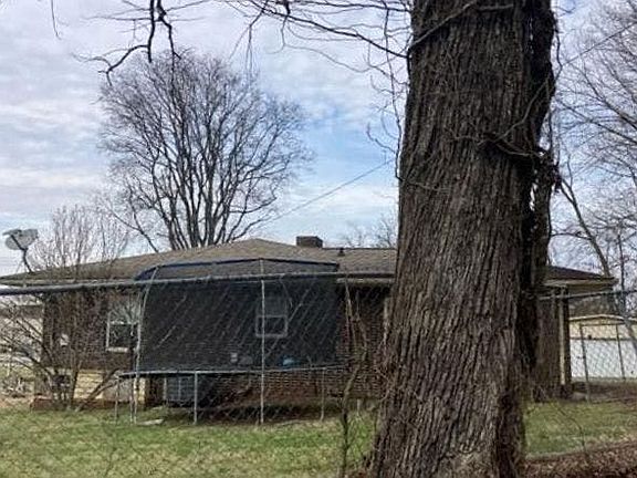 2nd image of 204 McCall Rd