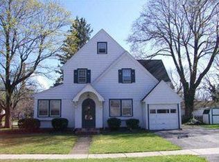 119 Corona Rd, Rochester, NY 14615