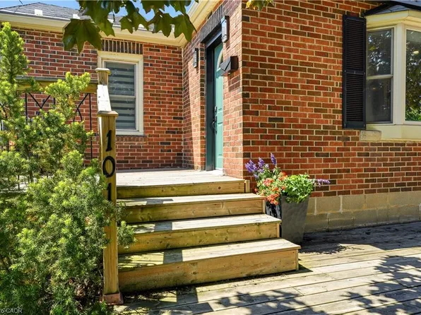 101 Irene Ave, Hamilton, ON L8G 2B1