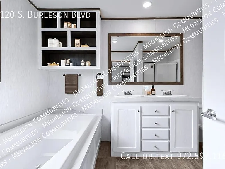 2120 S Burleson Blvd — Photo 5