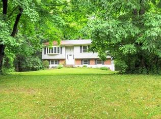 57 Manor Rd, Red Hook, NY 12571