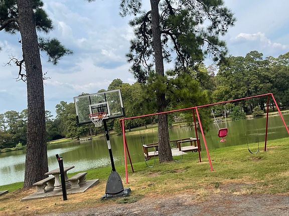 3rd image of 1572 E Pine Lake Cir #1572