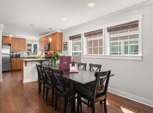 134 25th Ave E #A, Seattle, WA 98112