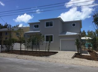 13 Harbor Ln, Key Largo, FL 33037